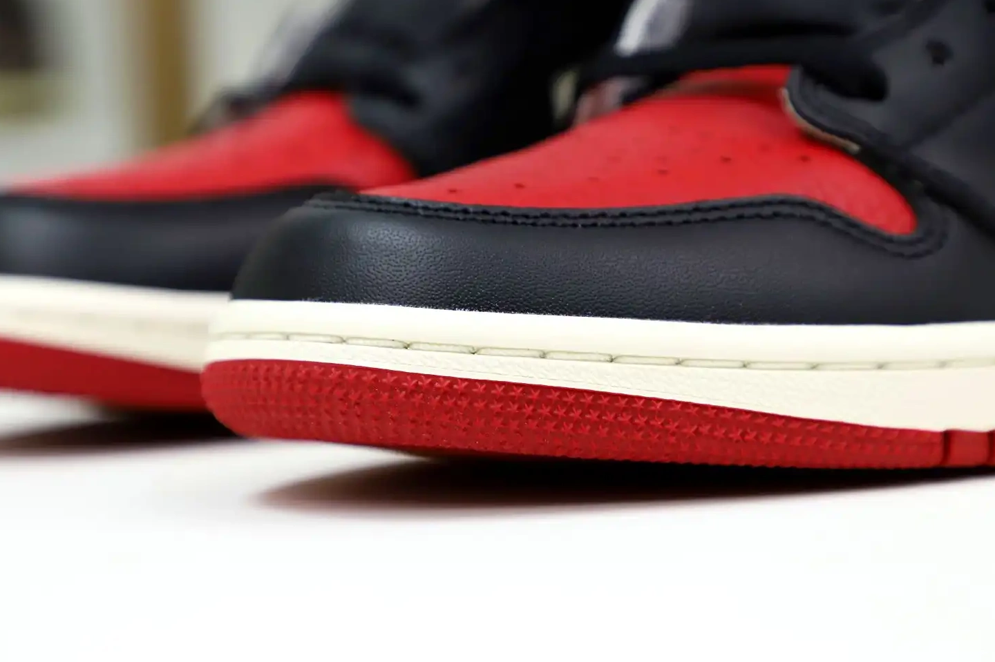 Kimikick 'BRED OG JORDAN 1 RETRO AIR HIGH TOE' 0625